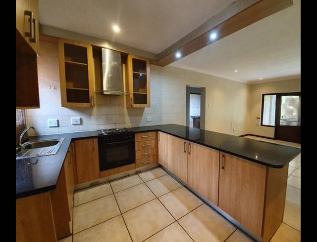 2 BEDROOM APARTMENT FOR SALE IN WILROPARK